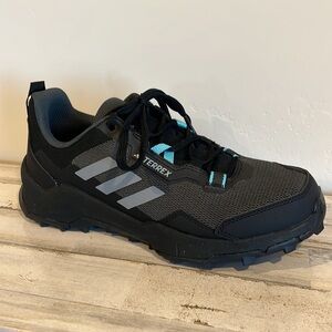 Adidas Terrex Hiking Shoe (women’s hiking shoe size 8) Brand New